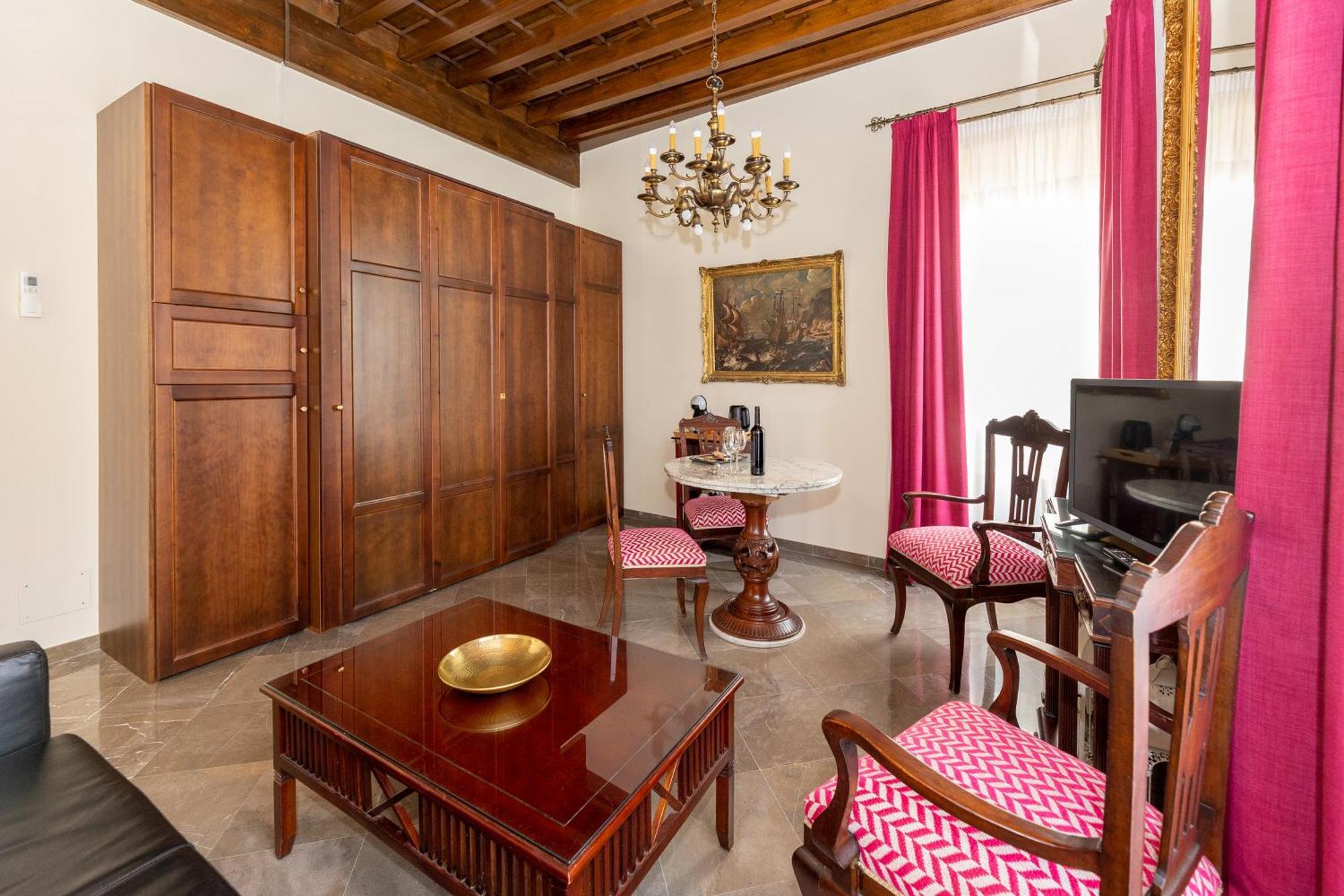 Apartamentos En Pleno Centro, Aljibe Rodrigo Del Campo 1B Granada Bagian luar foto