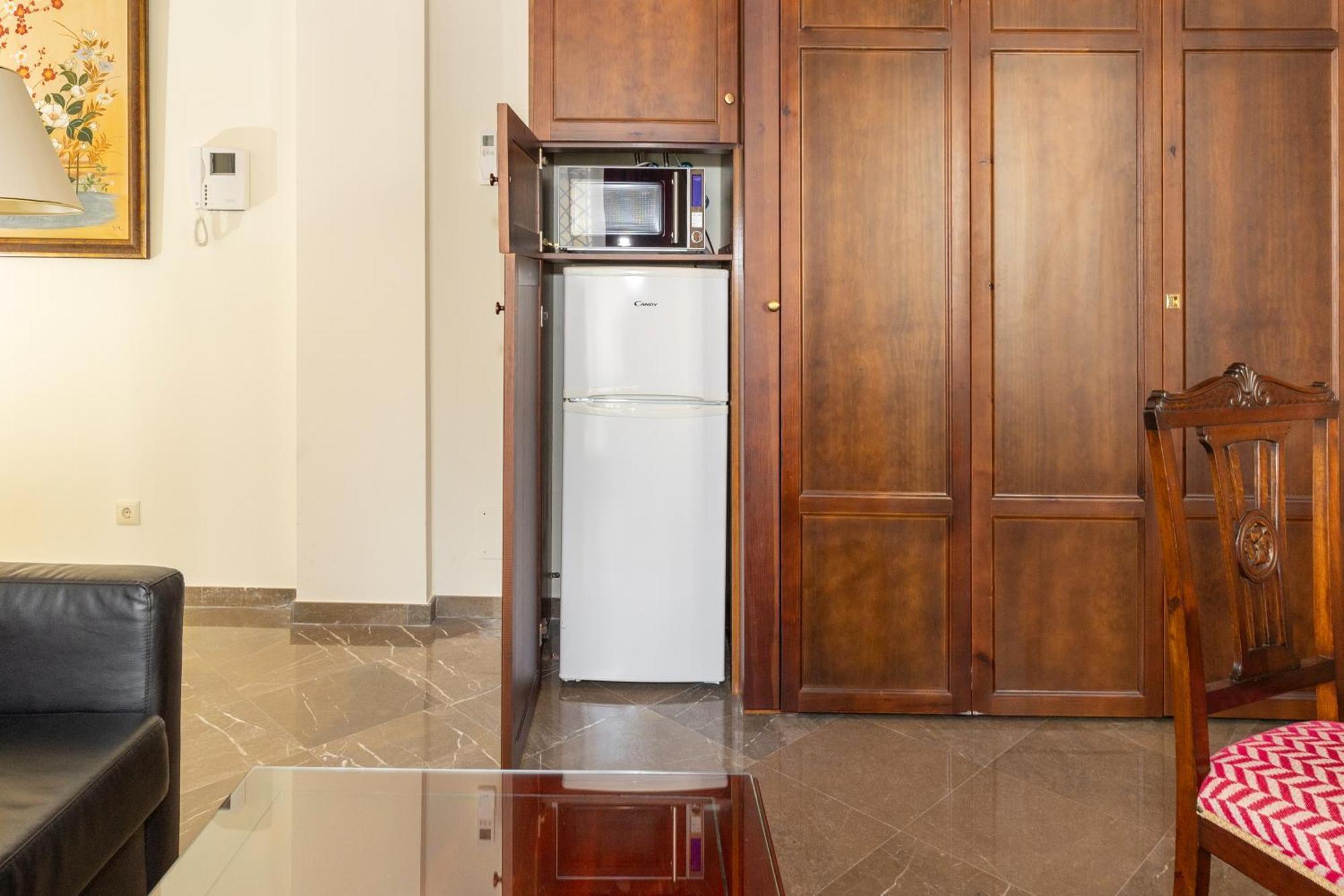 Apartamentos En Pleno Centro, Aljibe Rodrigo Del Campo 1B Granada Bagian luar foto